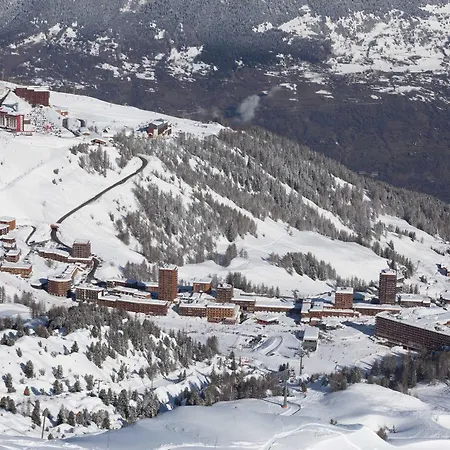 Lumineux Au Pied Des Pistes Avec Balcon - Plagne Centre - Fr-1-455-54 *